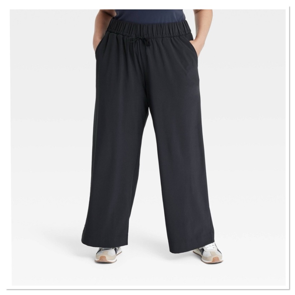 Women's Active Light High-Rise Wide Leg Black Relaxed Fit Pants all in motion